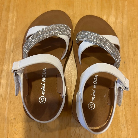 Mini Moda Toddler Sandals - never worn - Picture 3 of 4